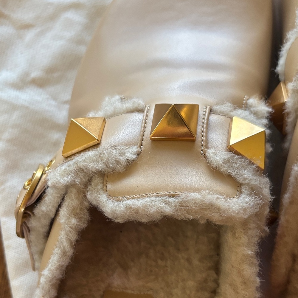 Valentino Cream Mules with Gold Accents - Picture 3 of 13